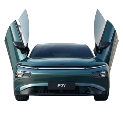 Xpeng P7 Ev 5 θέσεις Ηλεκτρικό SUV αυτοκίνητο με σκούρο εσωτερικό χρώμα και τύπου κινητήρα τουρμποκινητήρα