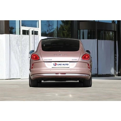 Η ORA Lightning Cat του Μεγάλου Τείχους Ένα Energy Sedan με μπαταρία λιθίου 50kWh