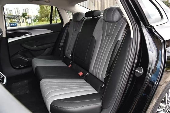 Κινέζικο Μεσαίου με Μεγάλου μεγέθους Sedan HongQi H5 με 4.1-6L χωρητικότητα κινητήρα και υψηλή ζήτηση