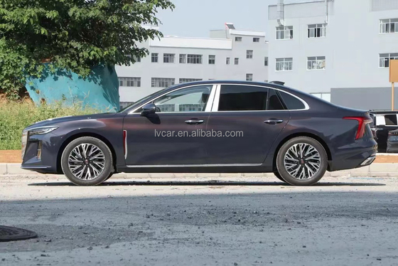 Κινέζικο Μεσαίου με Μεγάλου μεγέθους Sedan HongQi H5 με 4.1-6L χωρητικότητα κινητήρα και υψηλή ζήτηση