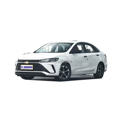 Ηλεκτρικό μπροστινό παράθυρο και ESC 2022 Chevrolet Monza Hybrid με εσωτερικό σκούρο δέρμα