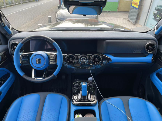 Τανκ 300 SUV αυτοκίνητο με πίσω κάμερα και αυτόματο κλιματισμό σε εξατομικευμένη έκδοση