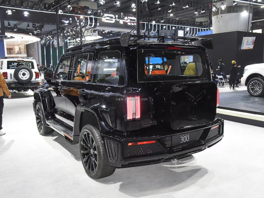 GMW Tank 300 2.0T Μεγάλο SUV Off-Road με τροχοπέδιο 2750MM και μέγιστη ισχύ 227 ίππων