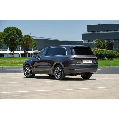 Το 2023 το πολυτελές SUV 6 θέσεων του Li L9 με Plug-In Υβριδικό και Μεγάλη Αντοχή.