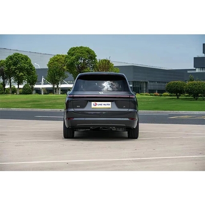 Το 2023 το πολυτελές SUV 6 θέσεων του Li L9 με Plug-In Υβριδικό και Μεγάλη Αντοχή.