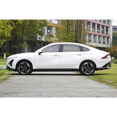 Το 2024 Wuling Motors Sedan Α-Class με μέγιστη ταχύτητα 145 km / h και μεγάλη αντοχή
