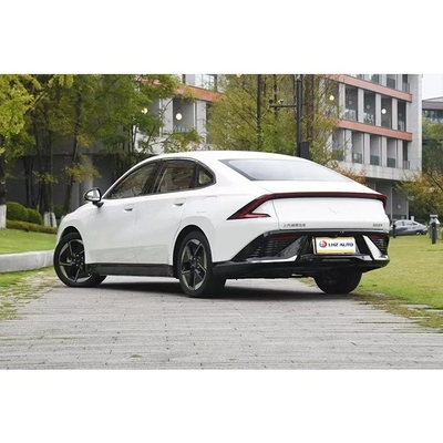 Το 2024 Wuling Motors Sedan Α-Class με μέγιστη ταχύτητα 145 km / h και μεγάλη αντοχή