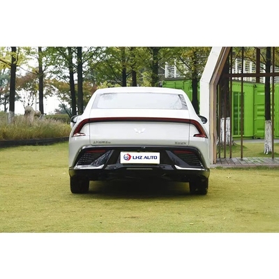2024 Wuling Xingguang Υβριδικό Σεντάν Ένα κομψό 5αριστερό με τεχνολογία PHEV Μεγάλης Απόστασης