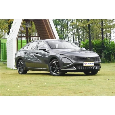 Ζήστε την πολυτέλεια με το 2024 Starlight Hybrid Sedan 5 θυρών 5 θέσεων Perfection της Wuling