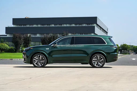 Ασημένιο Li Xiang Li L9 MAX Ηλεκτρικό SUV Αυτοκίνητο 7 θέσεων