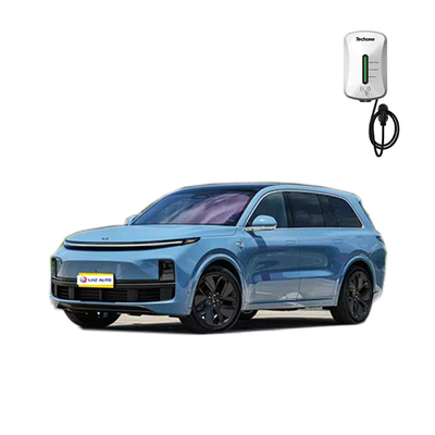 SUV Μεσαίου μεγέθους έως Μεγάλου Λούξου μοντέλο LiXiang L9MAX ενεργειακή βύσμα στο υβριδικό ηλεκτρικό όχημα