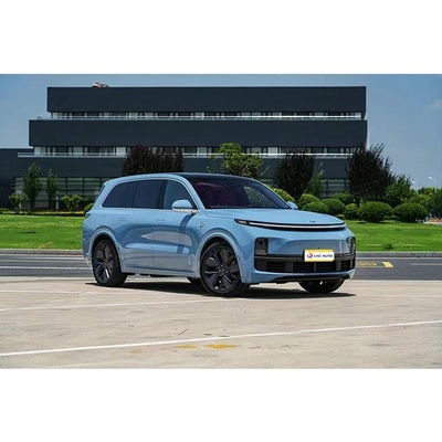 SUV Μεσαίου μεγέθους έως Μεγάλου Λούξου μοντέλο LiXiang L9MAX ενεργειακή βύσμα στο υβριδικό ηλεκτρικό όχημα