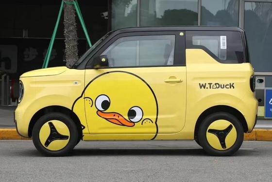 Εφοδιασμένο με πίσω κάμερα Geely Panda Mini Energy Vehicle με εμβέλεια 200 χιλιομέτρων και 3 κυλίνδρους