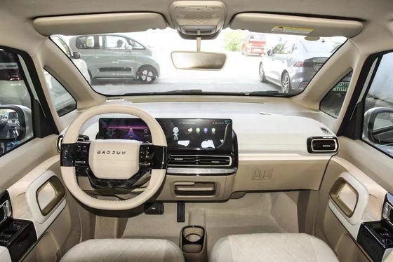 Εικονική οθόνη Wuling Baojun Τέσσερις πόρτες Πέντε θέσεις Ενεργειακό όχημα με 4 μπροστά μετατόπιση