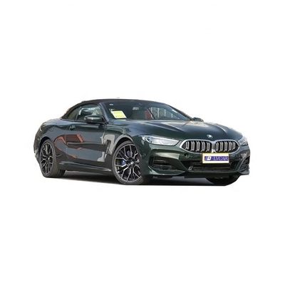 BMW 840i Μεγάλη Ιπποδύναμη Πίσω τροχιά κίνηση Καμπριολέ Σπορ αυτοκίνητο με 360° πίσω κάμερα