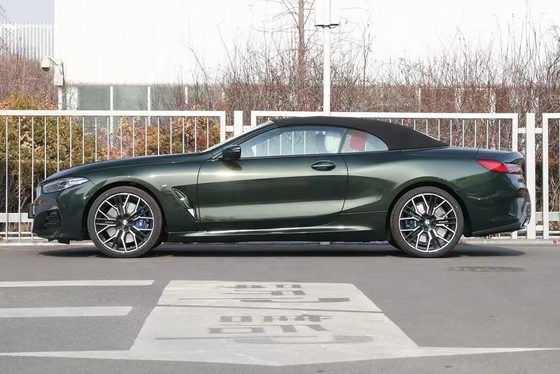 BMW 840i Μεγάλη Ιπποδύναμη Πίσω τροχιά κίνηση Καμπριολέ Σπορ αυτοκίνητο με 360° πίσω κάμερα